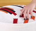Miniatyrbild 3 av 6: Puff Farm - Vit
