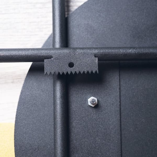 Dekorativ veggklokke i metall APS139LCA