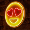 Miniatyrbillede 1 af 8: Dekorativ Plast Led Belysning Love Smile - Rød Gul