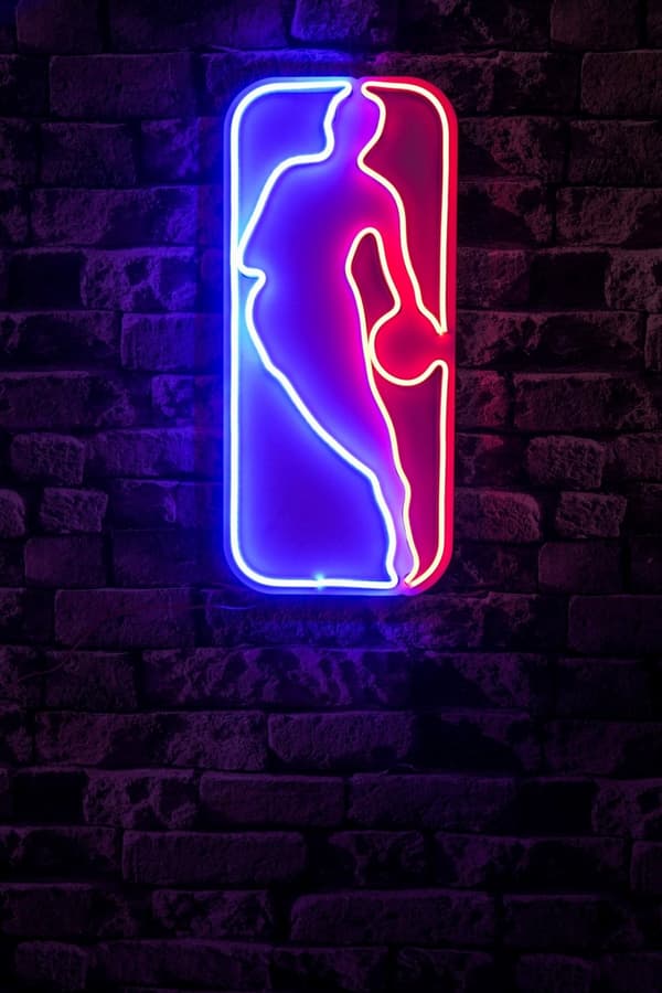 Dekorativ plast LED-belysning Logoen Jerry West - Flerfarget