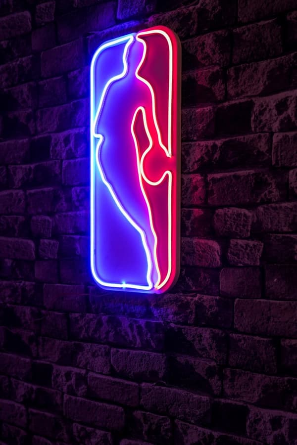 Dekorativ plast LED-belysning Logoen Jerry West - Flerfarget