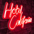 Miniatyrbild 1 av 7: Dekorativ Plast Led-belysning Hotel California - Röd