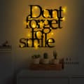 Miniatyrbillede 2 af 7: Dekorativt metalvægtilbehør Glem ikke at smile 183