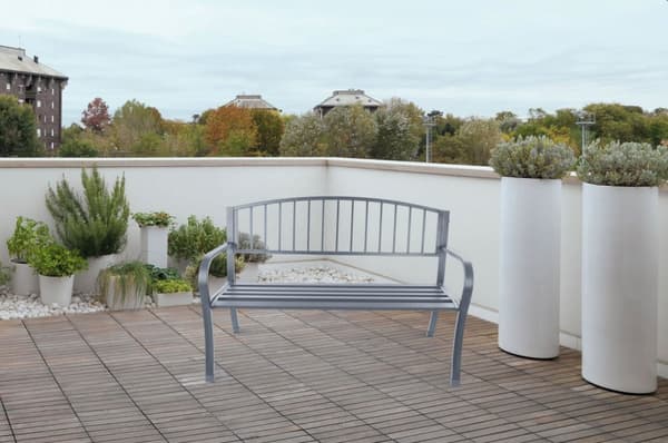 Hagebenk med ryggstøtte, parkbenk for terrasse og balkong, metallkonstruksjon, grafitt