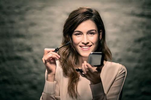 Philips SceneSwitch 806 lm LED smart lampe med indbygget dæmpningsfunktion, til E27 base