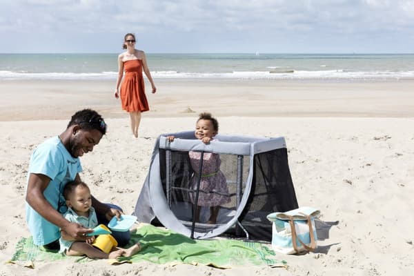AeroMoov Instant Travel Cot - rejseseng, Grå