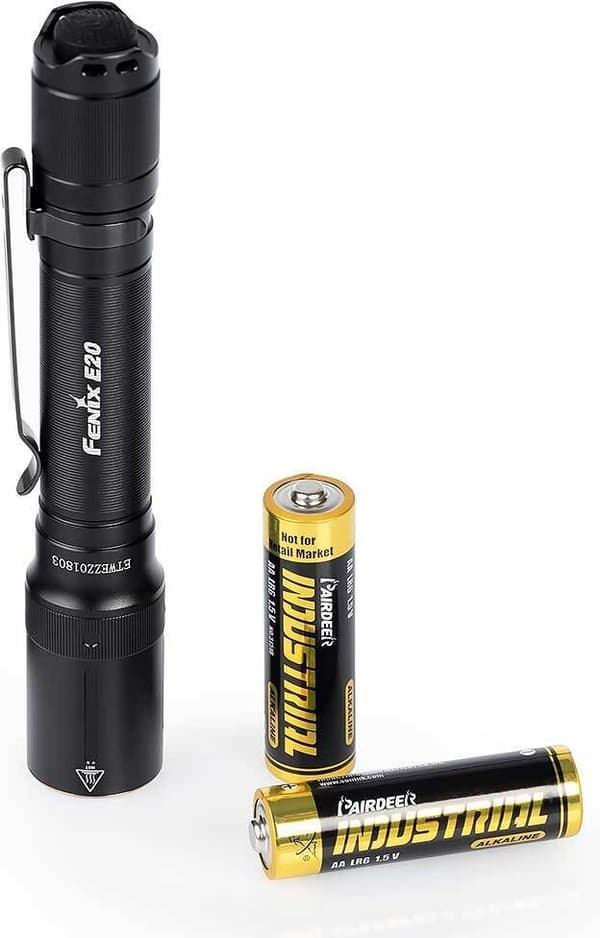 Fenix ​​E20 V2.0 - lommelygte, 350 lm