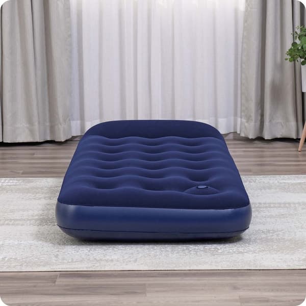 Oppblåsbar madrass 185x76x22 cm med innebygget fotpumpe Bestway 67223