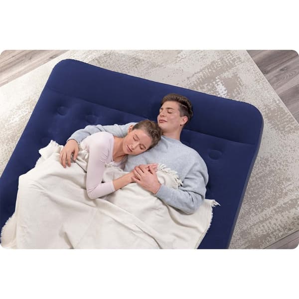 Oppustelig madras 203x152x28 cm med indbygget fodpumpe Bestway 67226