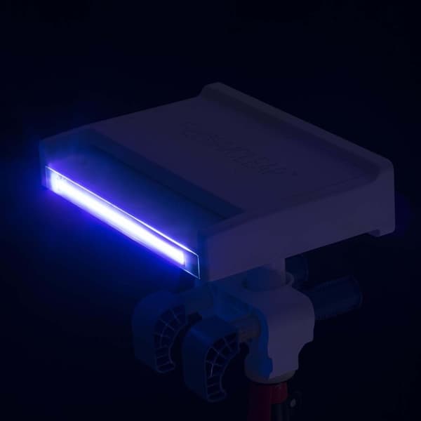 Allasvesiputous LED-lampulla Bestway 58619
