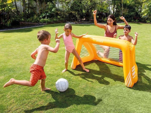 Oppusteligt fodboldmål 140 x 89 x 81 cm INTEX 58507