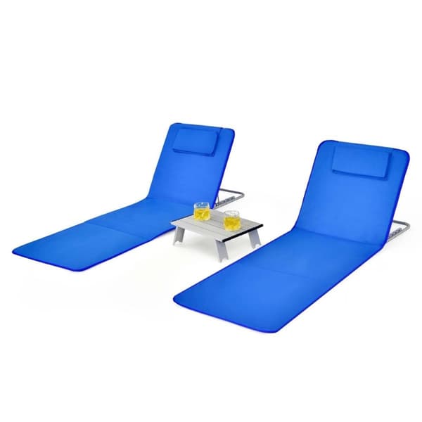 Set med 2 hopfällbara strandmattor med 2 solstolar och sidobord 151 x 55,5 x 27-47 Blå