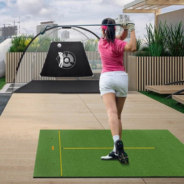 Golf-slåmåtte med 2 gummi-tees, 2 justeringspinde og 6 tee-positioner, 152 x 117 cm, tykkelse 27 mm