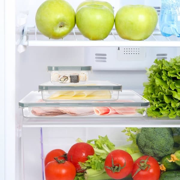 Ruokasäiliö kannella ja tiivisteellä 1,5 l