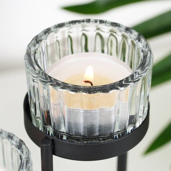 Sort metalllysestake med glassinnsats for 3 lys 11x11x18,5 cm