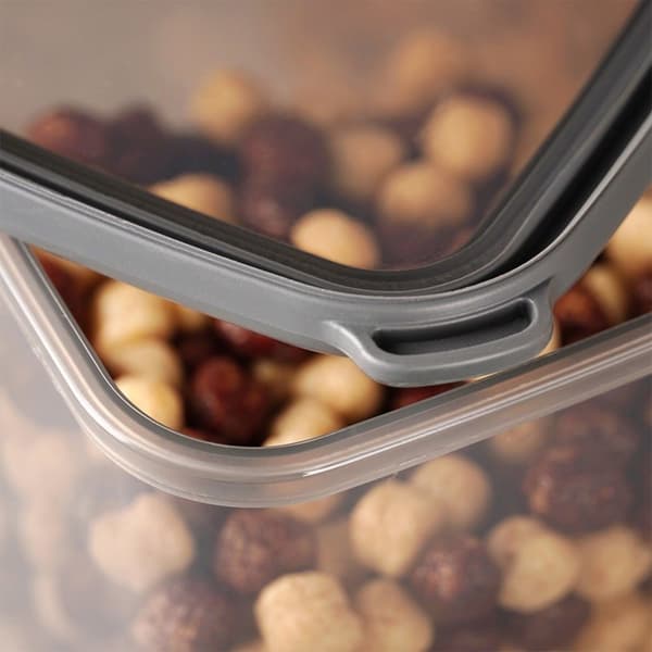 Beholder for løse produkter med lokk 1,6 l