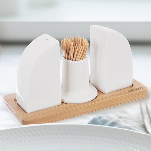 Porcelæns salt- og peberbøsser med stativ WHITELINE 4 stk.
