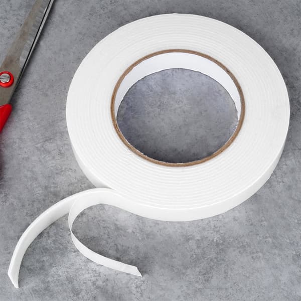Dobbeltklæbende tape 19 mm x 5 m