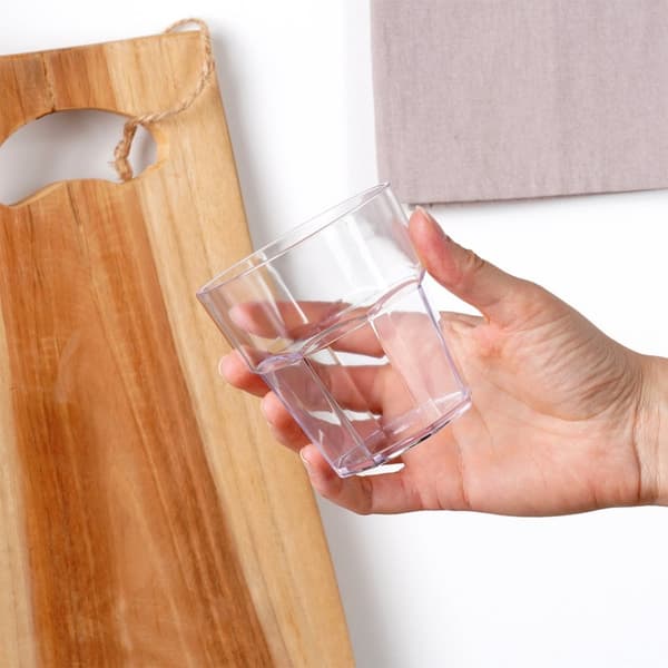 Uknuselig plastglass 275 ml