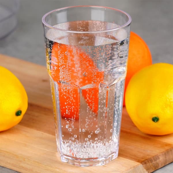 Uknuselig plastglass 370 ml