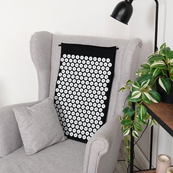 Akupressur massagemåtte med pigge sort 62x40 cm