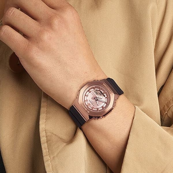 CASIO G-SHOCK Mod. OAK METAL COVERED COMPACT - PINK GOLD SERIE