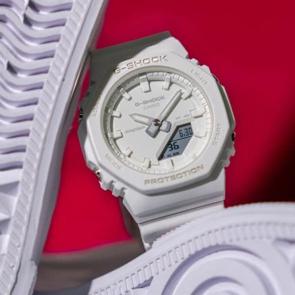 CASIO G-SHOCK Mod. OAK COMPACT TONE ON TONE SERIE - WHITE