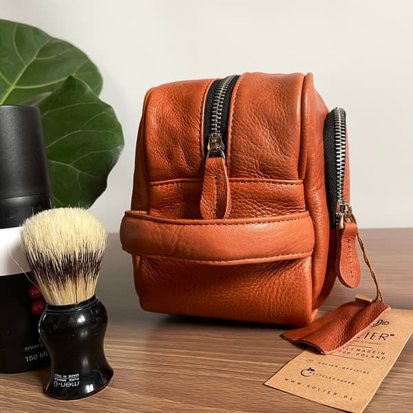 Elegant kosmetikkveske i skinn SK04 Solier brun vintage