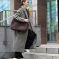 Miniatyrbilde 3 av 11: Suede Shopper Bag i skinn med spenne skulder Solier FL39 Maya Chocolate