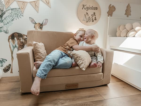 Sammenleggbar personlig barneskumsofa beige