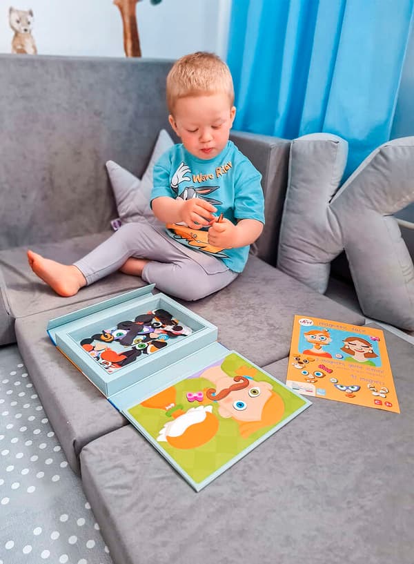 Kokoontaitettava persoonallinen vaahtomuovisohva lastenhuoneeseen