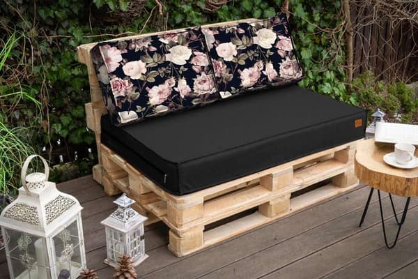 TRÄDGÅRDSKUDDER för europallar 120x40x15 svarta med rosor