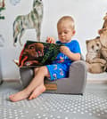 Miniatyrbilde 7 av 10: Personlig barnesete med lysegrå ører