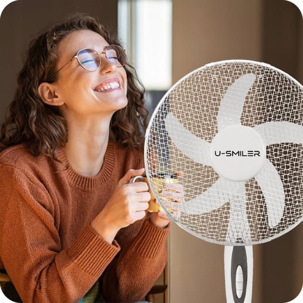 Golvfläkt med 3 hastigheter, tyst drift, 90° oscillation