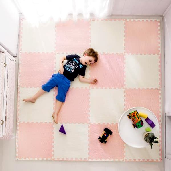 Ricokids stor skumpuslemåtte 60x60 cm 4 stk. fersken og hvid