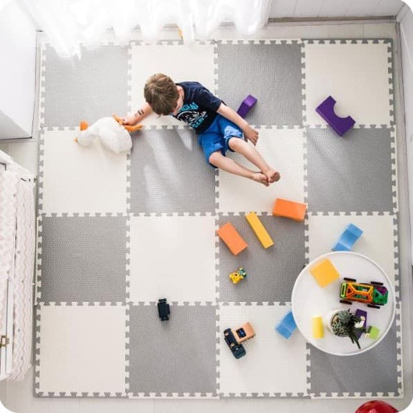 Stor skumpuslemåtte hvidgrå Ricokids 180x180cm 9stk