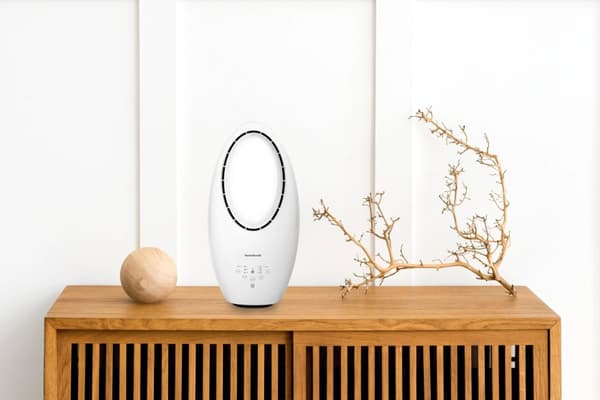 Moderne bladløs stående gulvventilator 60W – 3 tilstande, fjernbetjening, timer, LED-belysning