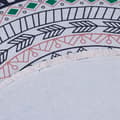 Miniatyrbillede 7 af 8: Rundt tæppe med mandala design