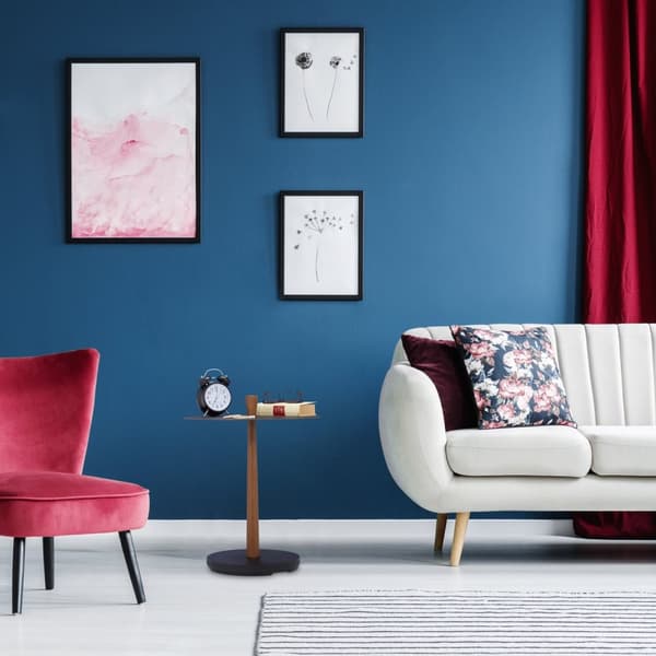 Rundt sofabord i industrielt design