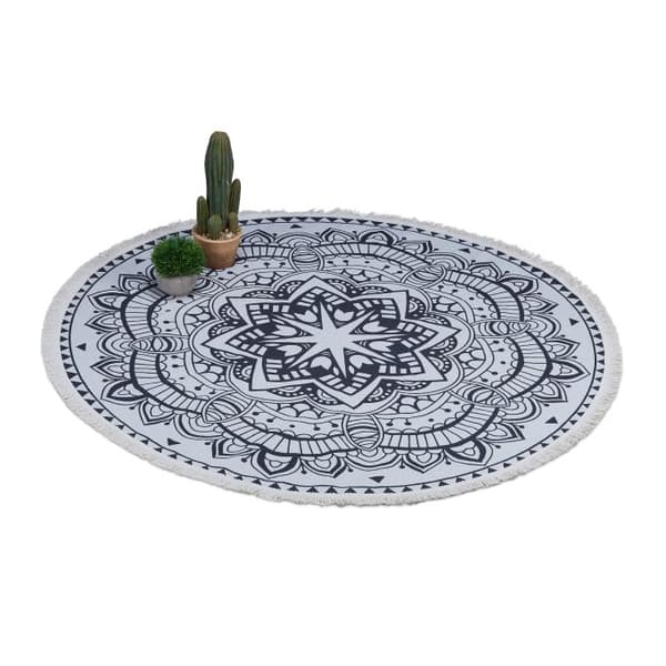 Rundt tæppe med mandala design