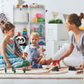 Miniatyrbilde 3 av 9: Barnehylle med valpemotiv