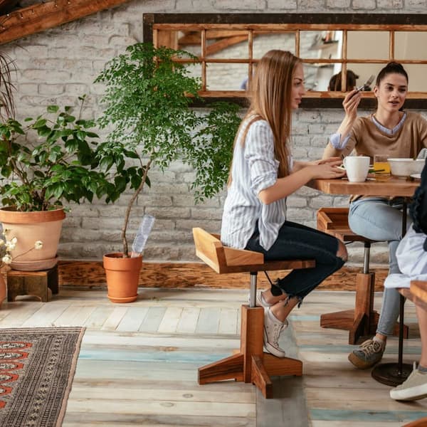 4 saven kastelupiikkien sarja