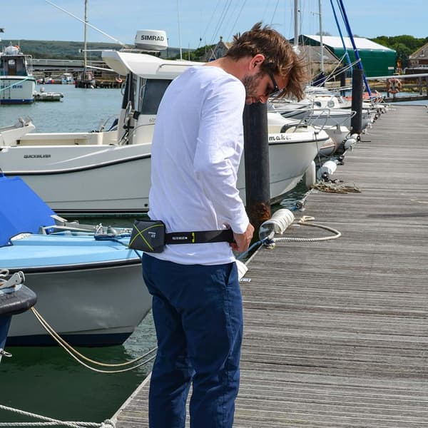 Uppblåsbart flythjälpmedel i midjeväska Spinlock ALTO Belt Pack 75N, Altol Blue, manuell + kolsyrepatron 16 gram Flytväststorlek: One-Size (40+ kg)