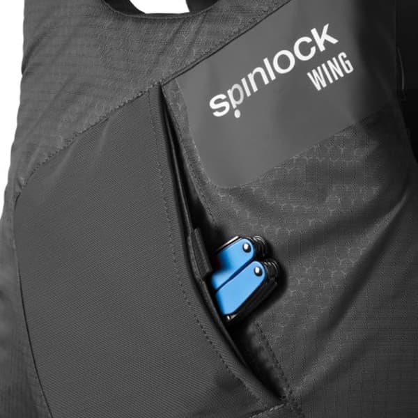 Seglarväst Spinlock Wing Black Graphite Flytväststorlek: Small (40 - 60 kg)