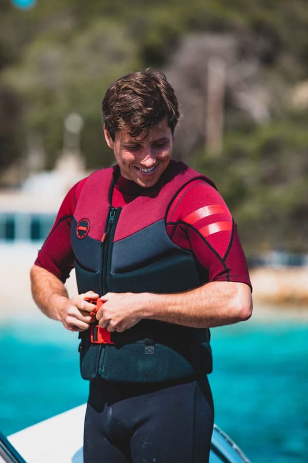 Vattensportväst JOBE Neoprene Vest Men 50N Burgundy Red Flytväststorlek: X-Large+ (85 - 95 kg)