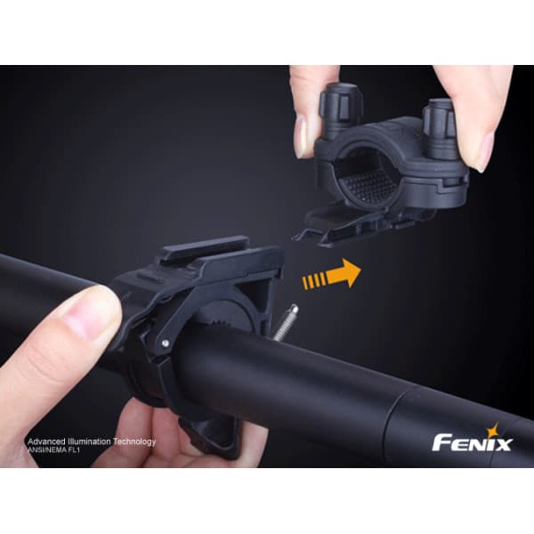 Fenix ALB-10 pikakiinnitteinen lampunpidike