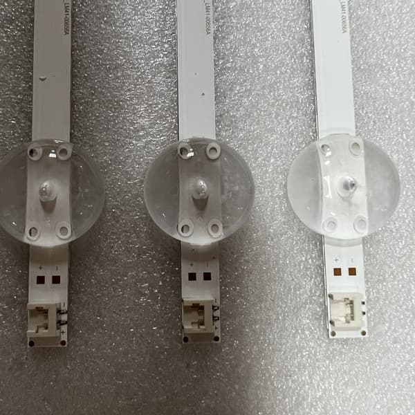 LED-taustavalonauhat, yhteensopivia TV-mallien 55VLX7020, 55VLX8000, 55VLX7850 kanssa.