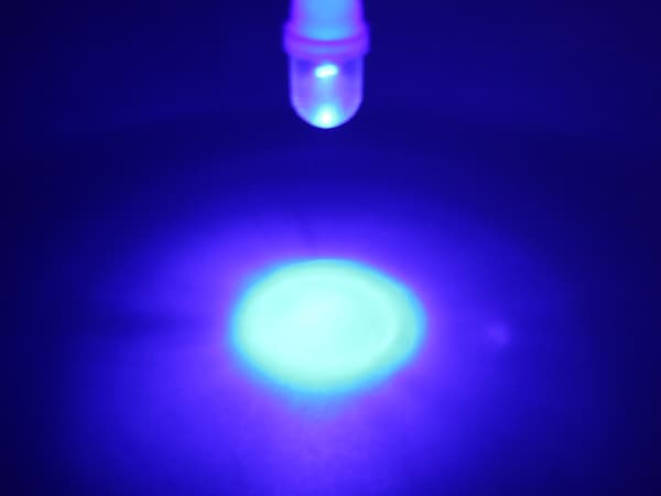 T10 w5w Led med 1st Flux-led 12000k chip 12v DC  2-pack