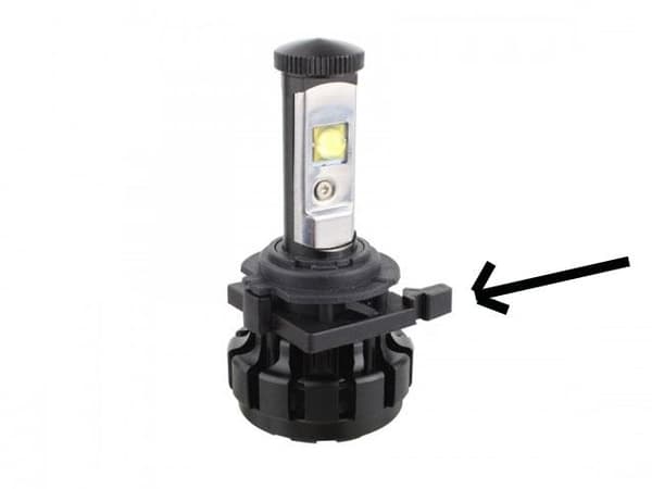 Lamphållare H7 Ford Focus Fiesta Mondeo vid led konvertering