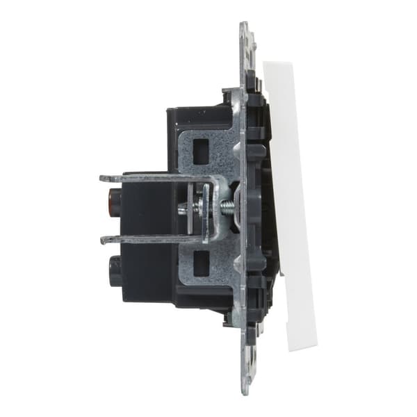 Korskoppling - 10 AX - 250 V~ - skruvplintar, VIT SUNO